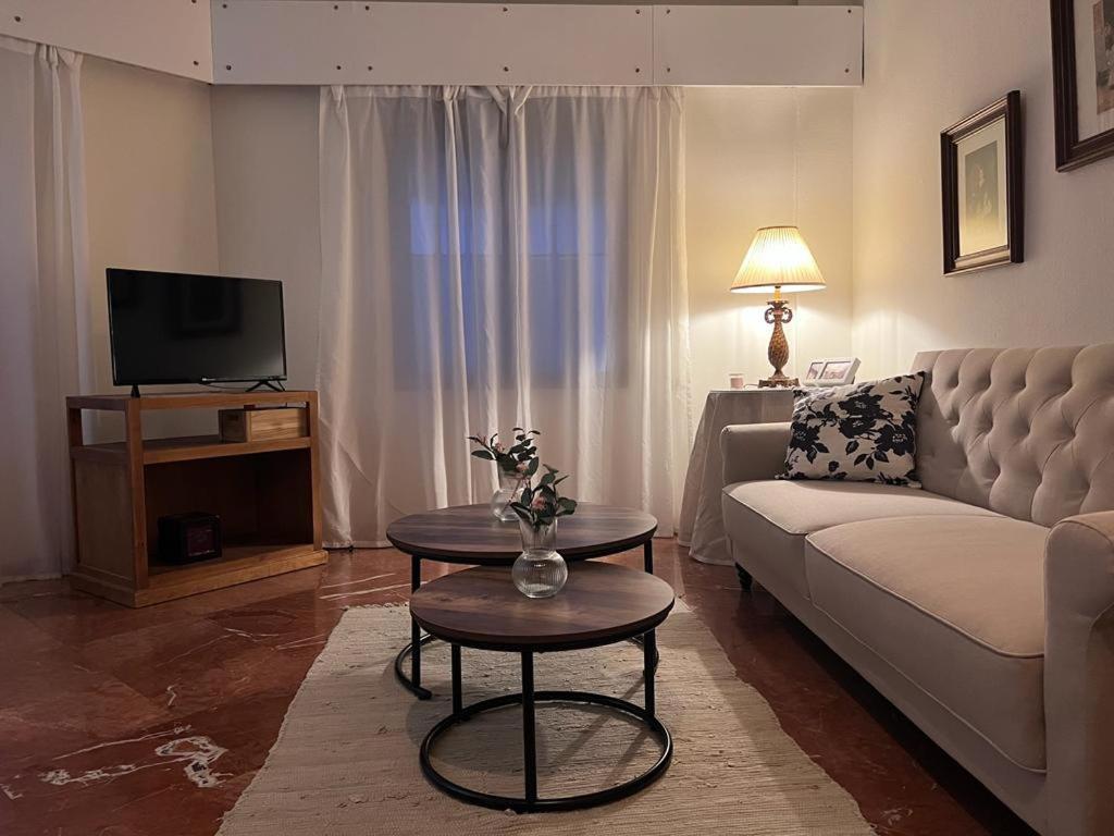 Apartamento Turistico R. Gonzalez Abreu Seville Ngoại thất bức ảnh