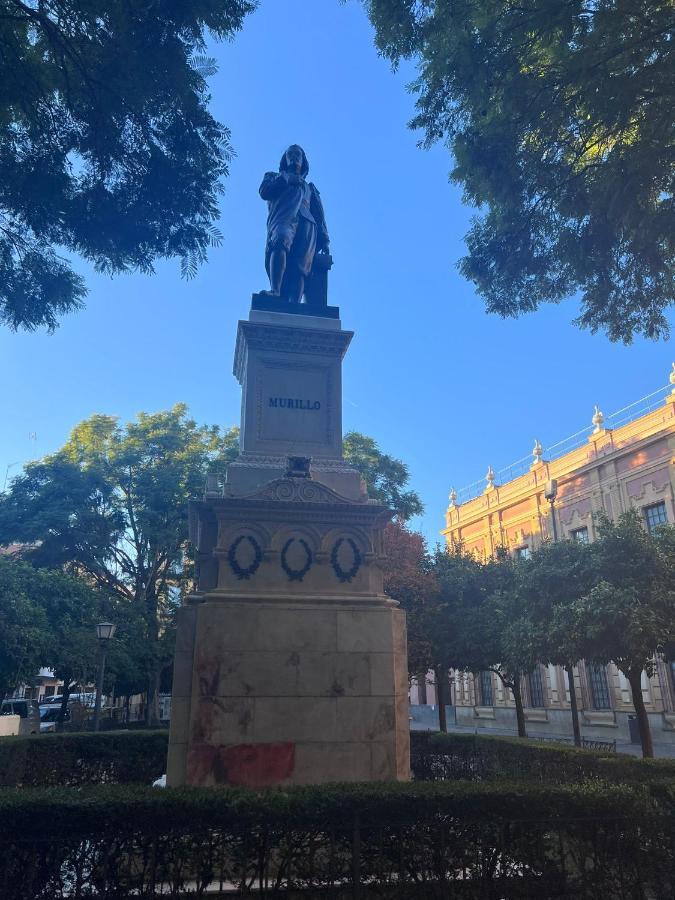 Apartamento Turistico R. Gonzalez Abreu Seville Ngoại thất bức ảnh