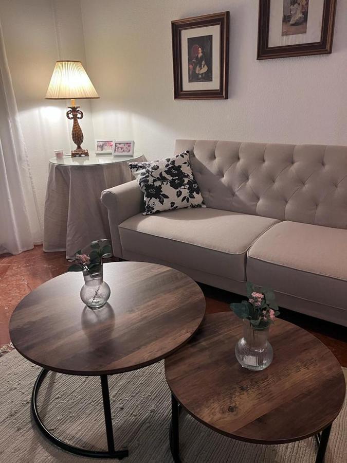 Apartamento Turistico R. Gonzalez Abreu Seville Ngoại thất bức ảnh